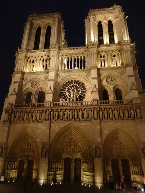 Notre-Dame by night