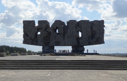Monument to Struggle and Martyrdom, Majdanek